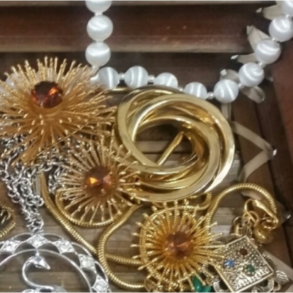 Sarah Cov 1960s Golden Mum Collection Star Burst Set Boxed -Ship Discount View 2